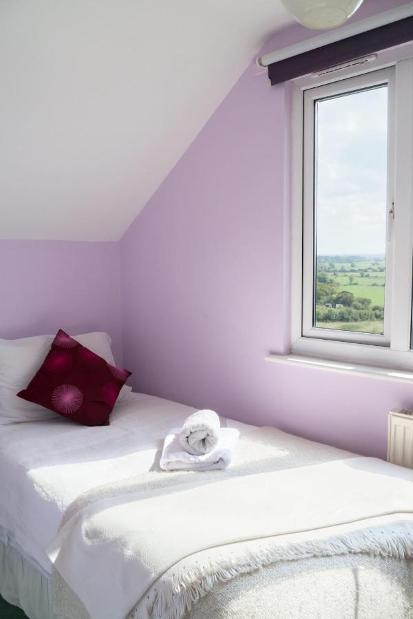 Healing Waters Sanctuary For Exclusive Private Hire And Self Catering Board, Vegetarian, Alcohol & Wifi Free Retreat In Glastonbury Exterior foto